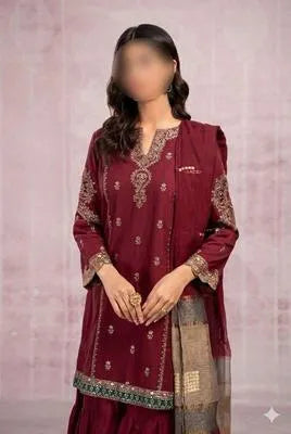 3 Pcs Women's Unstitched Embroidered Lawn Suit – Maroon