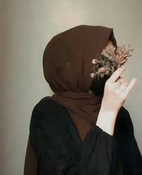 Ayesha Khan