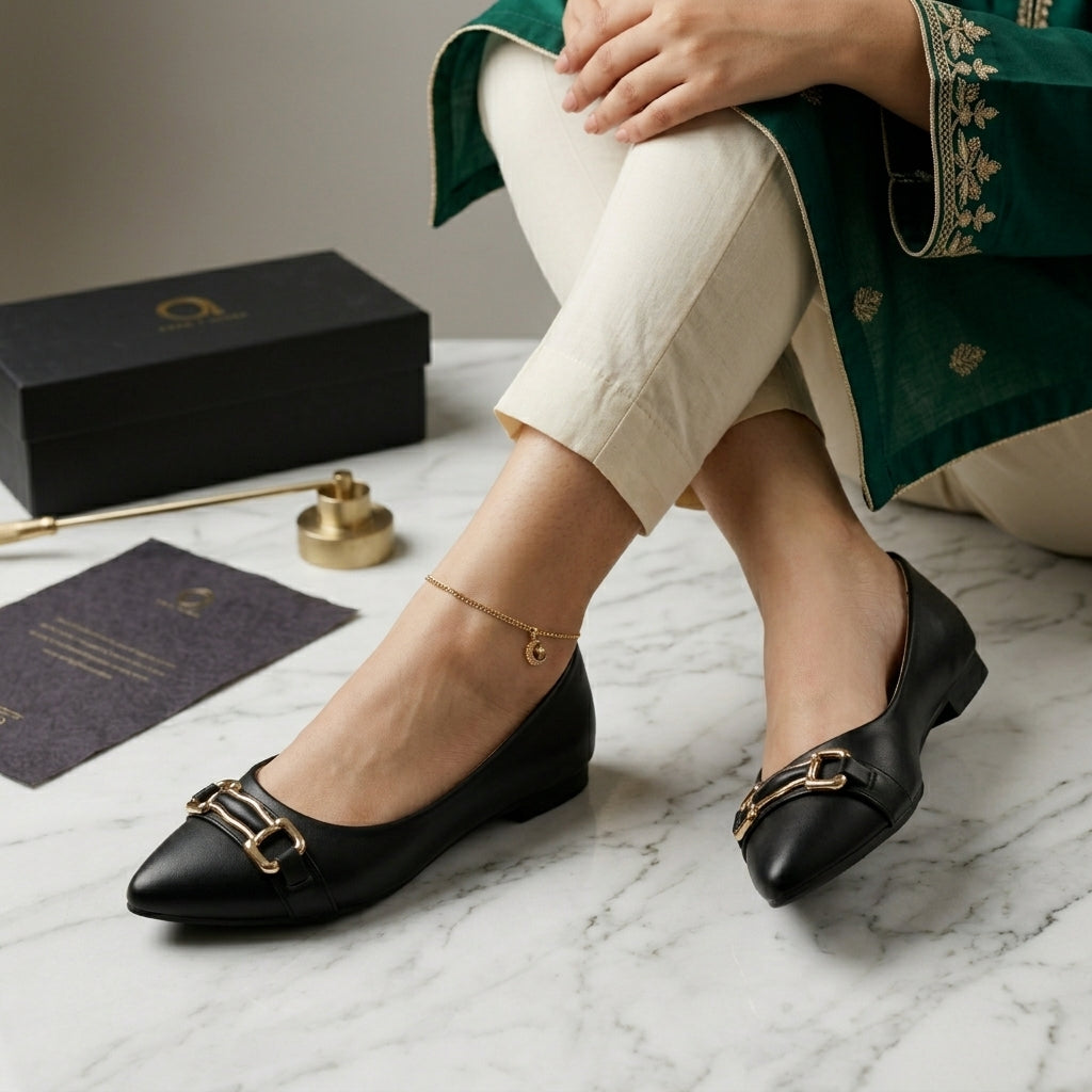 Women’s Synthetic Leather Fancy Pumps – Black